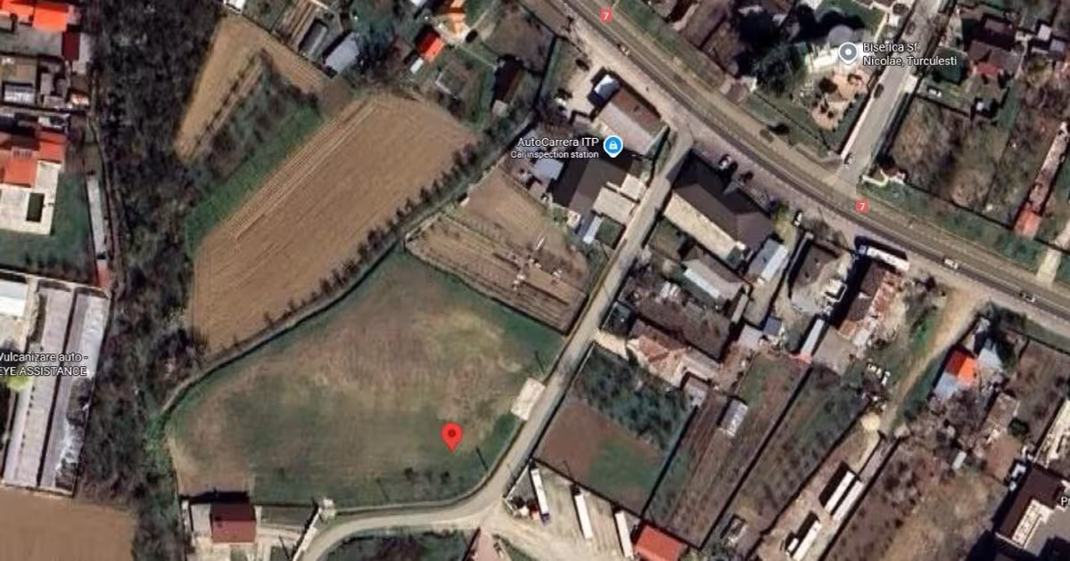 Teren Construcții intravilan de 5416 mp, în Călinești