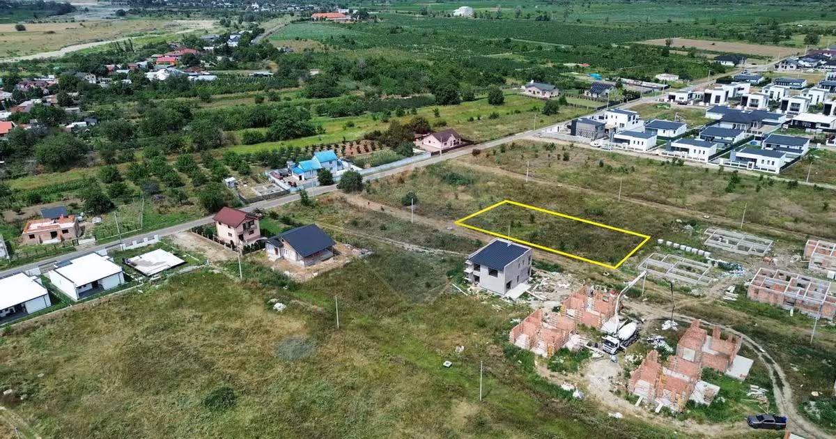 Teren Construcții intravilan de 526 mp, în Câmpineanca