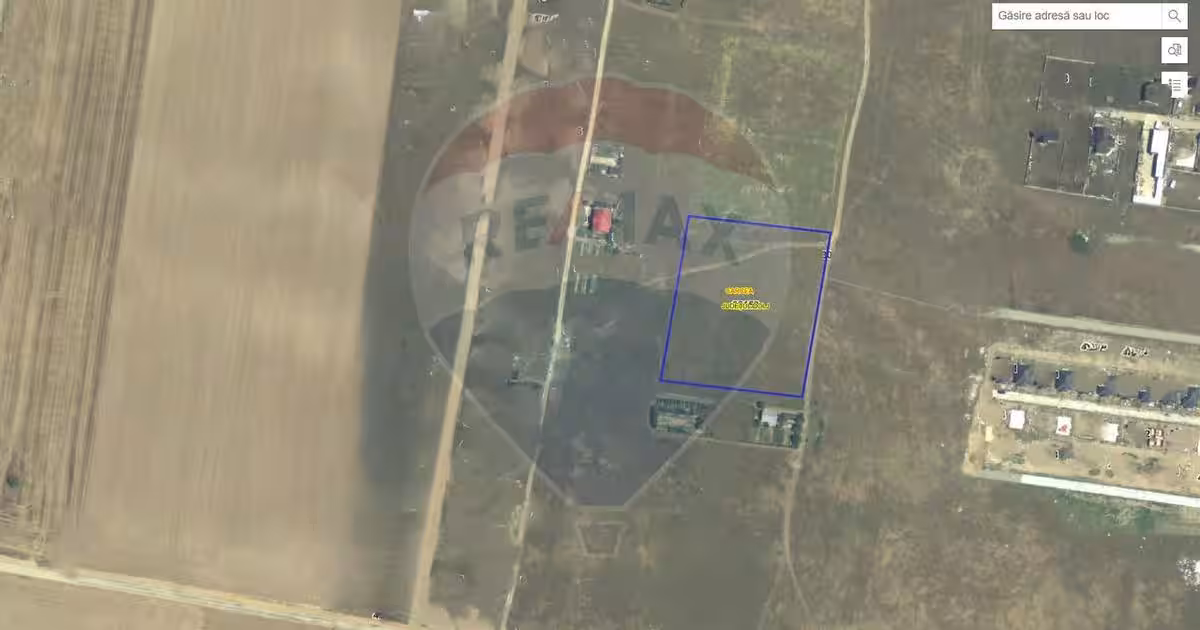 Teren Construcții intravilan de 10000 mp, în Cârcea