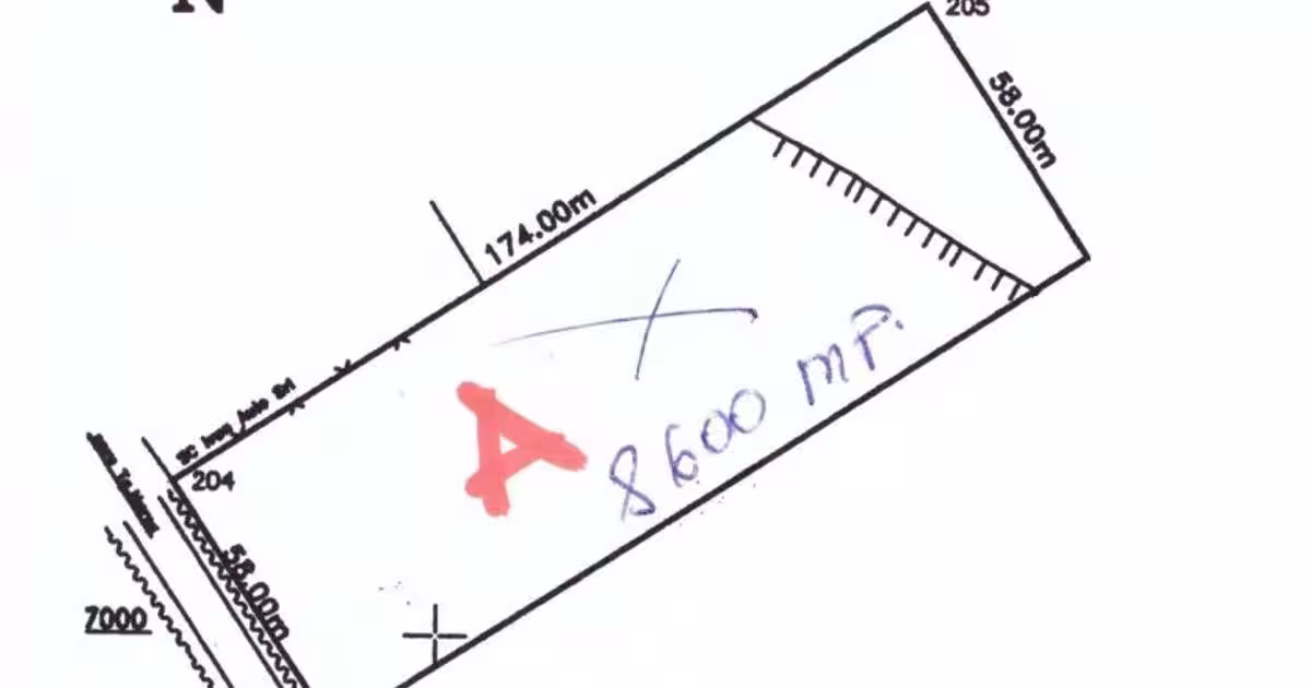 Teren Construcții intravilan de 8600 mp, în Corunca