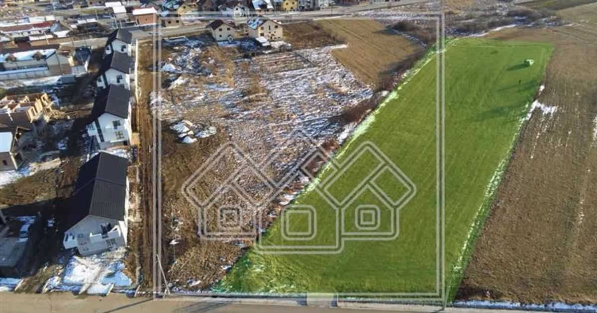 Teren Construcții intravilan de 618 mp, în Cristian