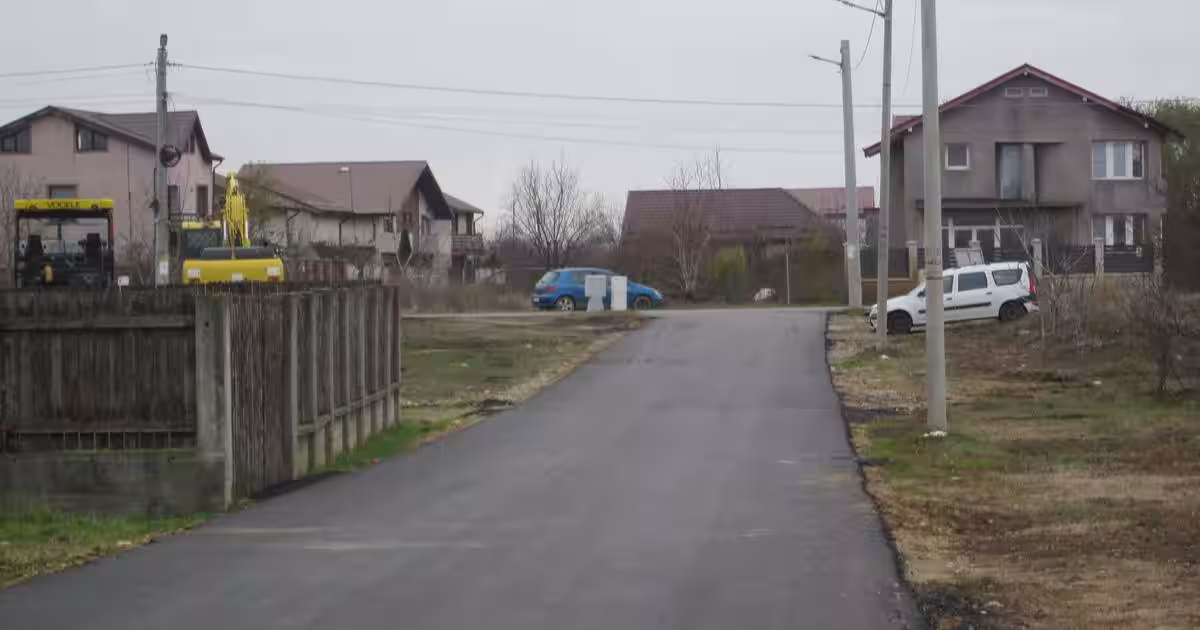 Teren Construcții intravilan de 589 mp, în Domnești