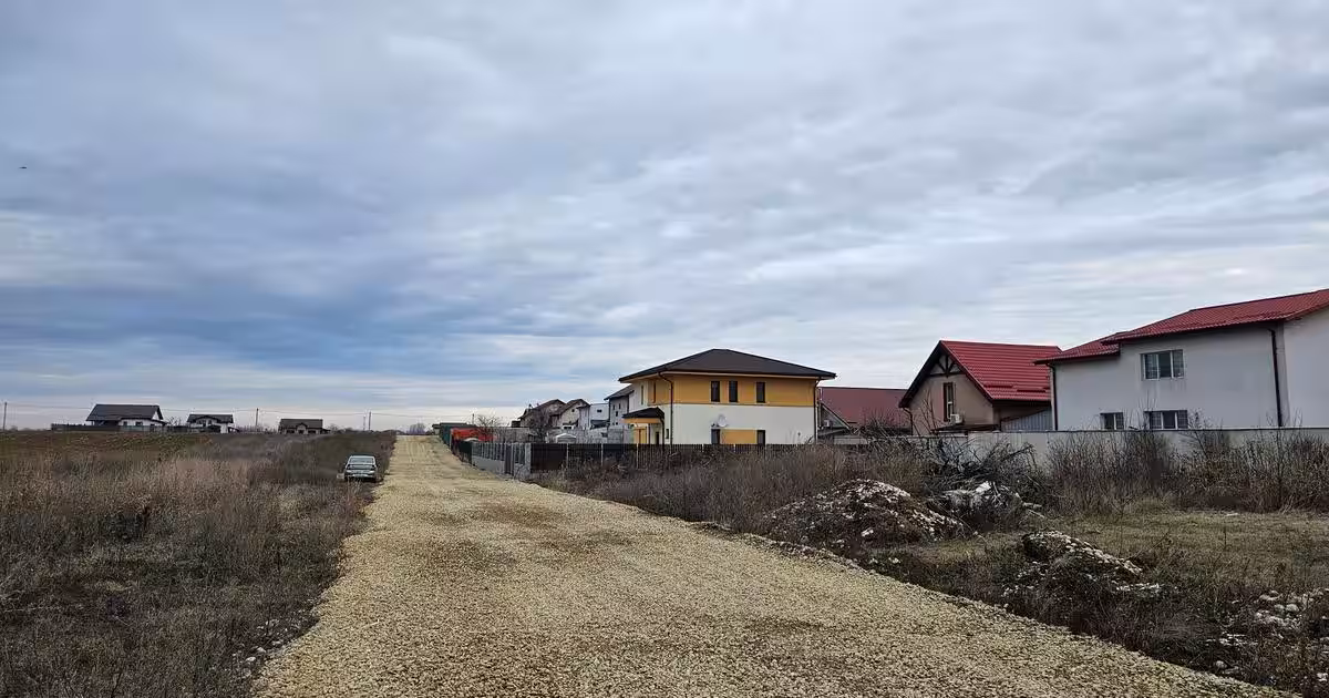 350mp TEREN INTRAVILAN, DRAGOMIREȘTI-VALE, PANSELELOR 16F, CERTIFICAT URBANISM