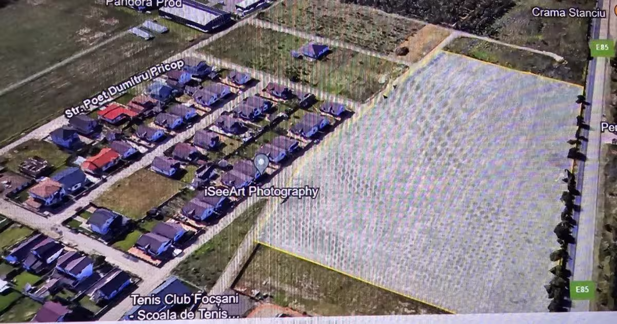 Teren Construcții intravilan de 33000 mp, în zona Exterior Nord, Focșani
