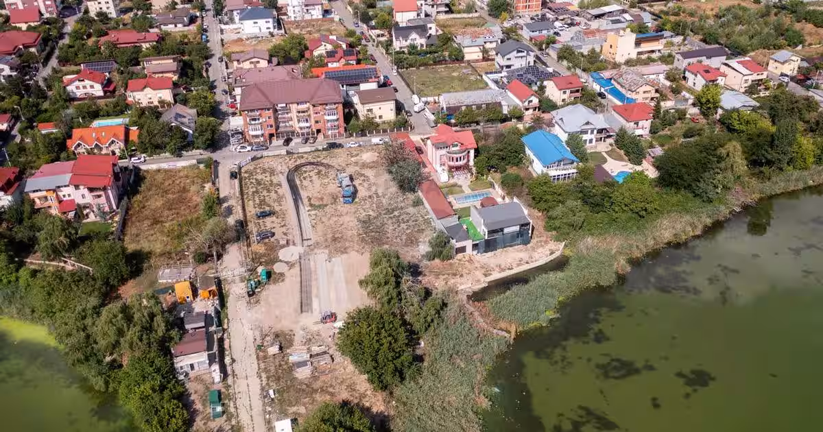 Vanzare teren intravilan 1854 mp,  Aleea Arubium, soseaua Fundeni