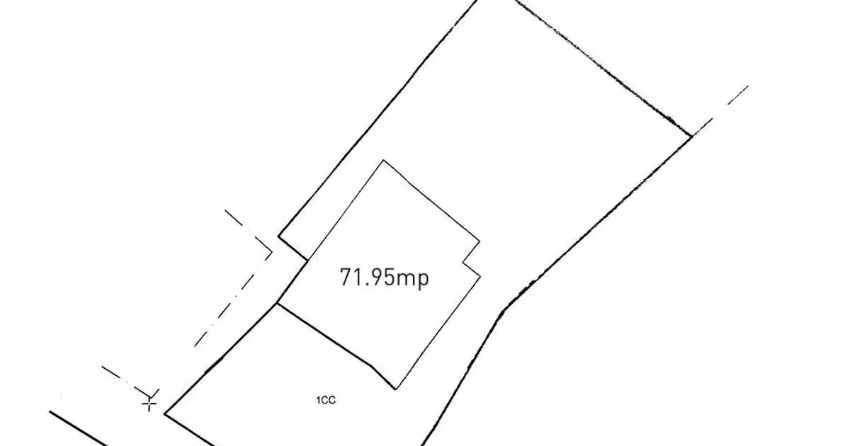 Podul de Fier - 345mp, teren intravilan, toate utilitatile