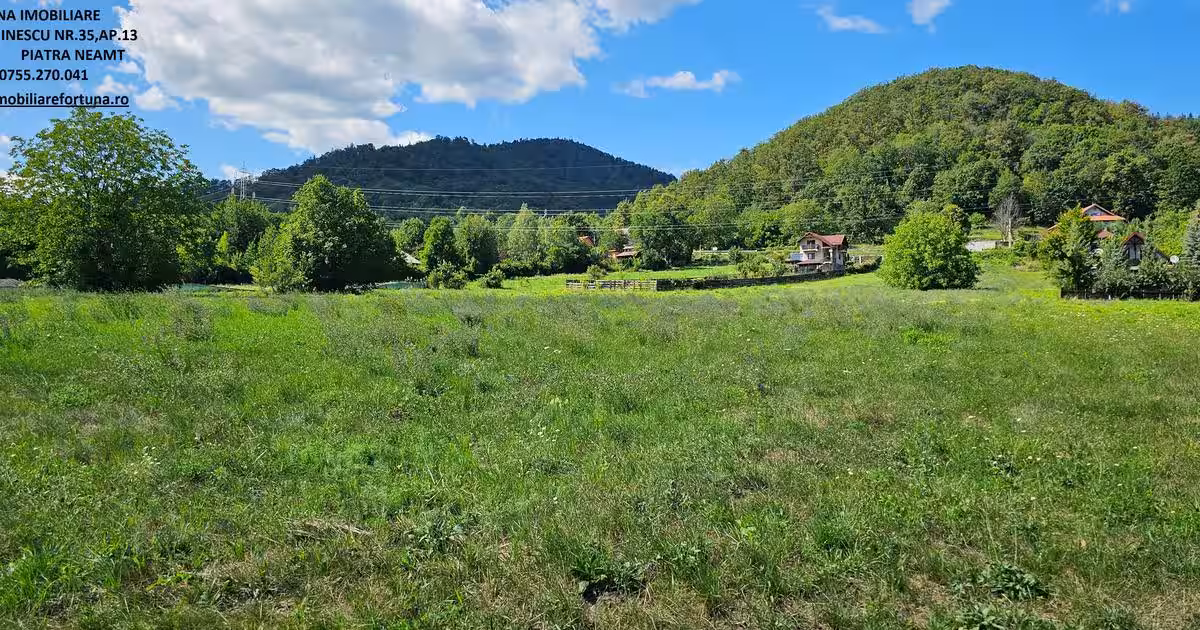 Teren intravilan,cadru natural de poveste,zona Scaricica-Gloduri.com.Al.cel Bun