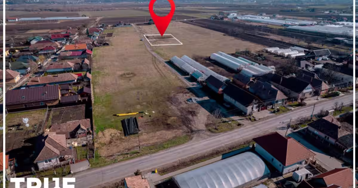 Teren intravilan, 1035m? + 1056m?, Sântana de Mureș!