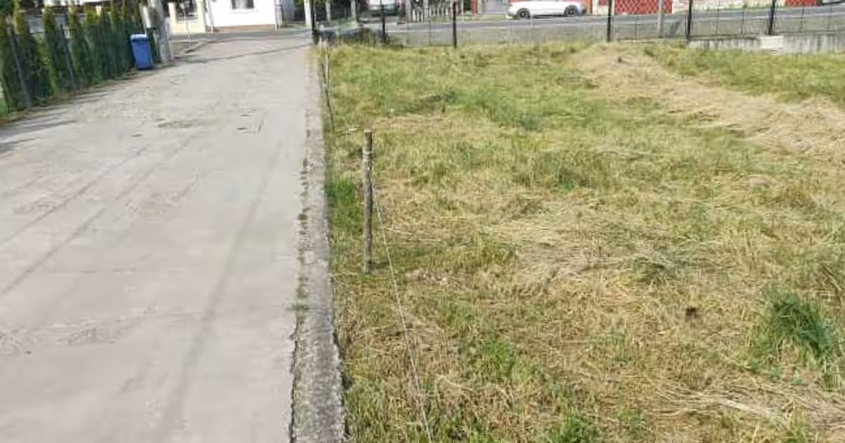 Teren Construcții intravilan de 881 mp, în Sântana de Mureș