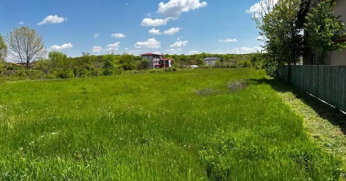 Teren Snagov - strada Zorelelor - parcelat, deschidere 31,7ml