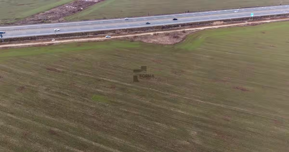 Teren Intravilan 29.777 mp – A3 – Ștefanestii de Jos