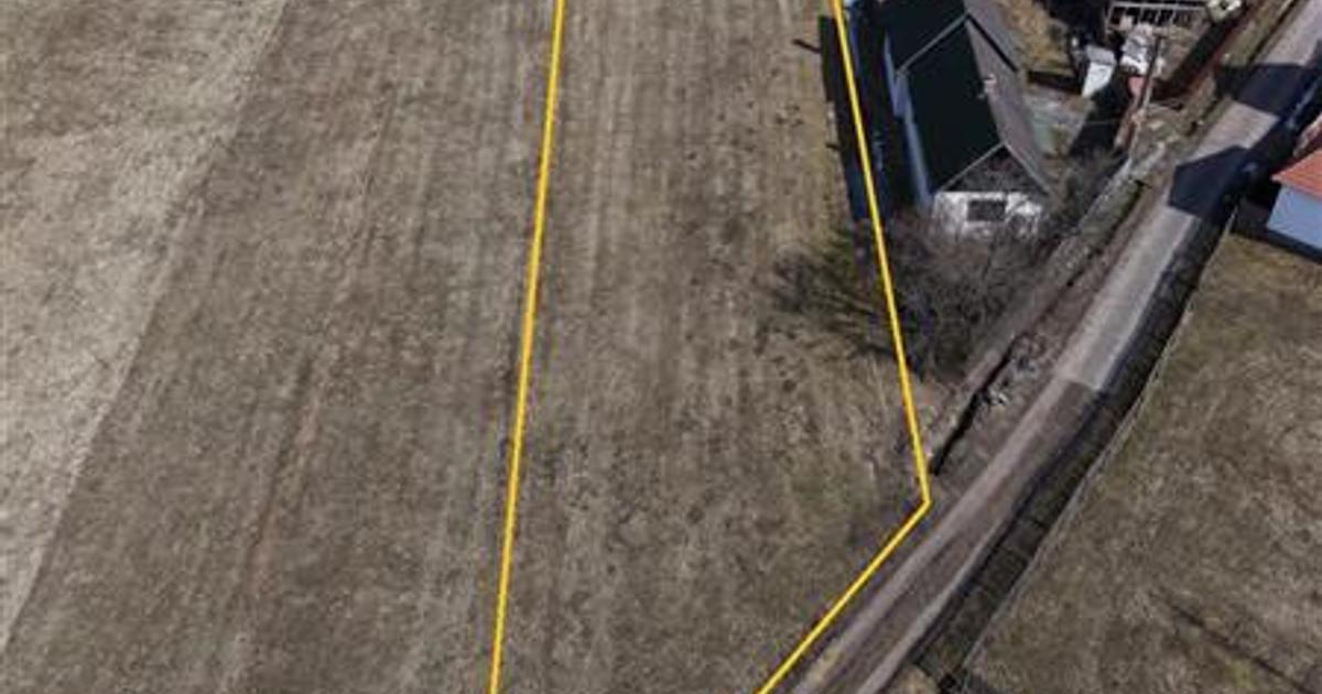 Teren Construcții intravilan de 1493 mp, în Suseni