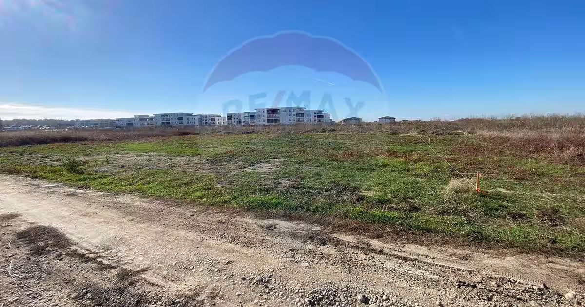 Teren Construcții intravilan de 465 mp, în Tunari