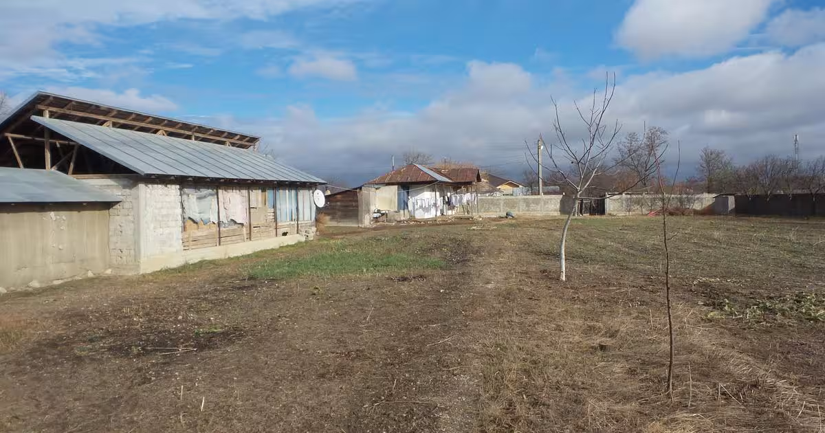 Teren Construcții intravilan de 7800 mp, în Vulturu