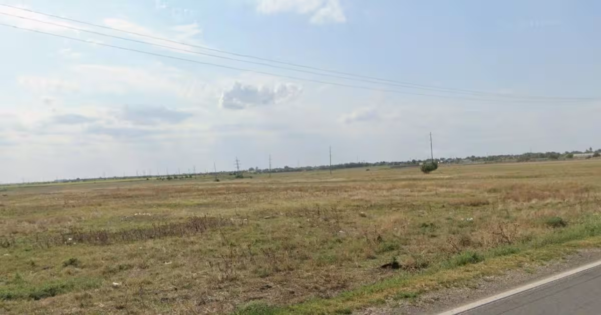 Teren intravilan de 37000 mp, în Cazasu
