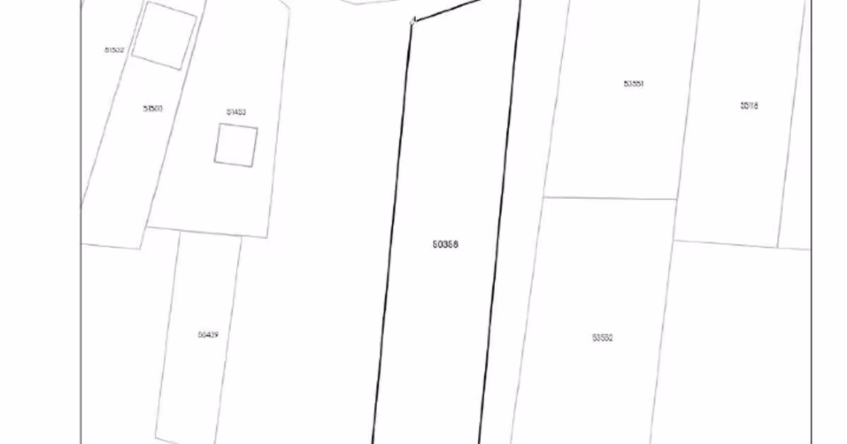 Teren intravilan de 1980 mp, în Meseșenii de Jos