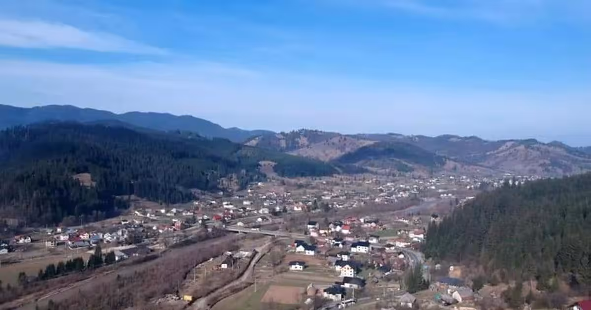 Teren extravilan de 26350 mp, în Vama