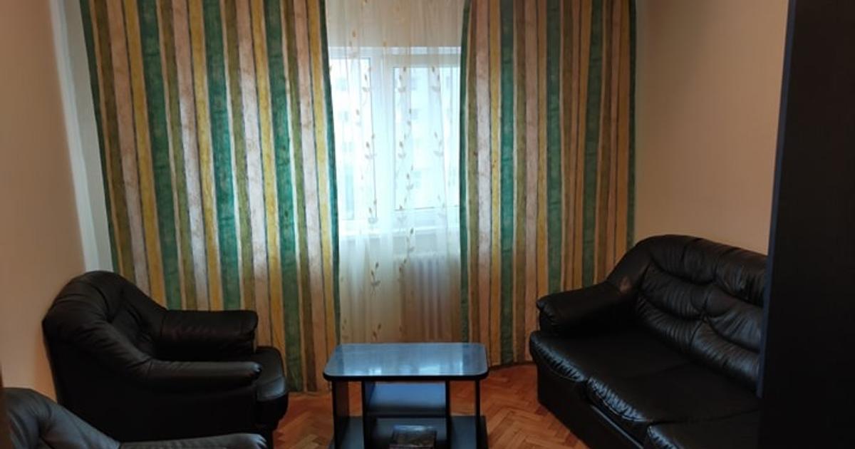 Inchiriez apartament cu 3 camere, zona Centru, Alba Iulia