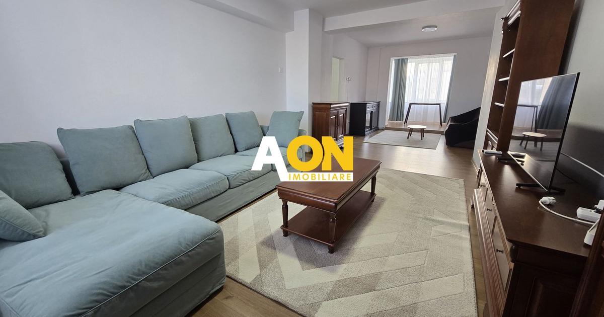Apartament cu 4 Camere, Complet Mobilat, Lift, Zona Centru