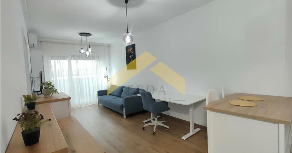 Apartament semidecomandat cu 2 camere în zona UTA, Arad