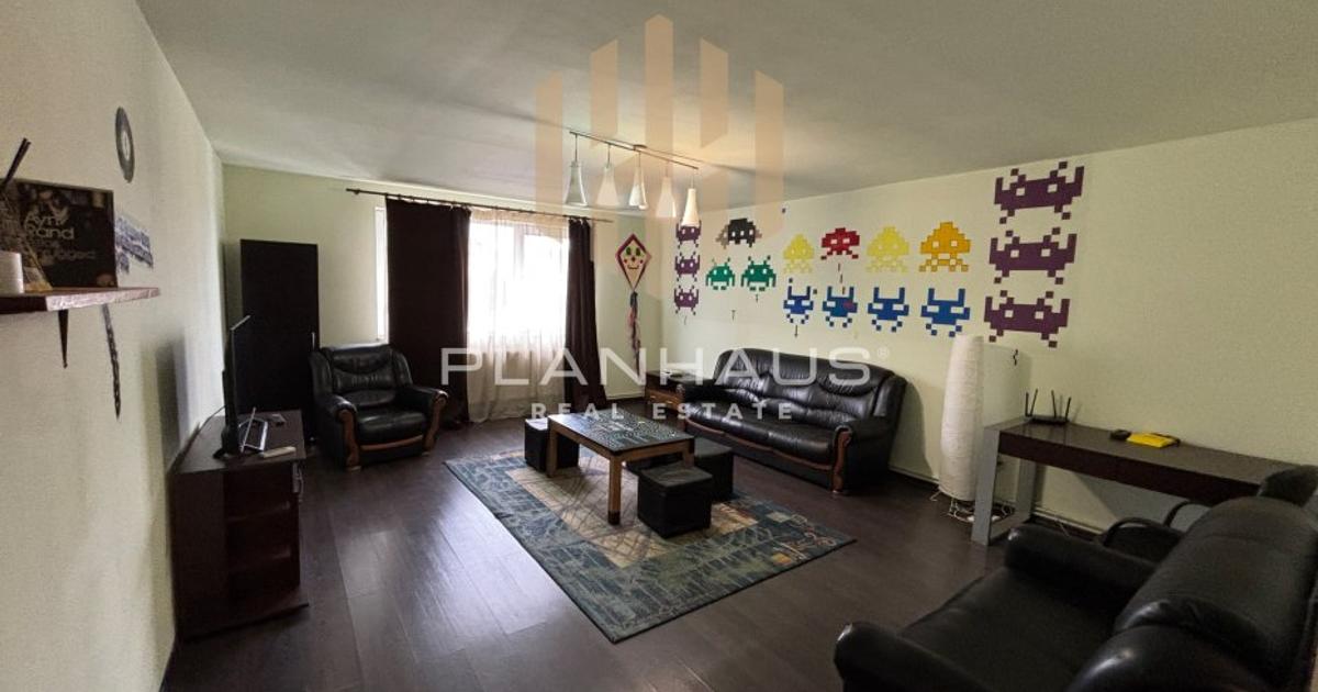 Închiriere - apartament cu 3 camere - Zona Piata Izvoare