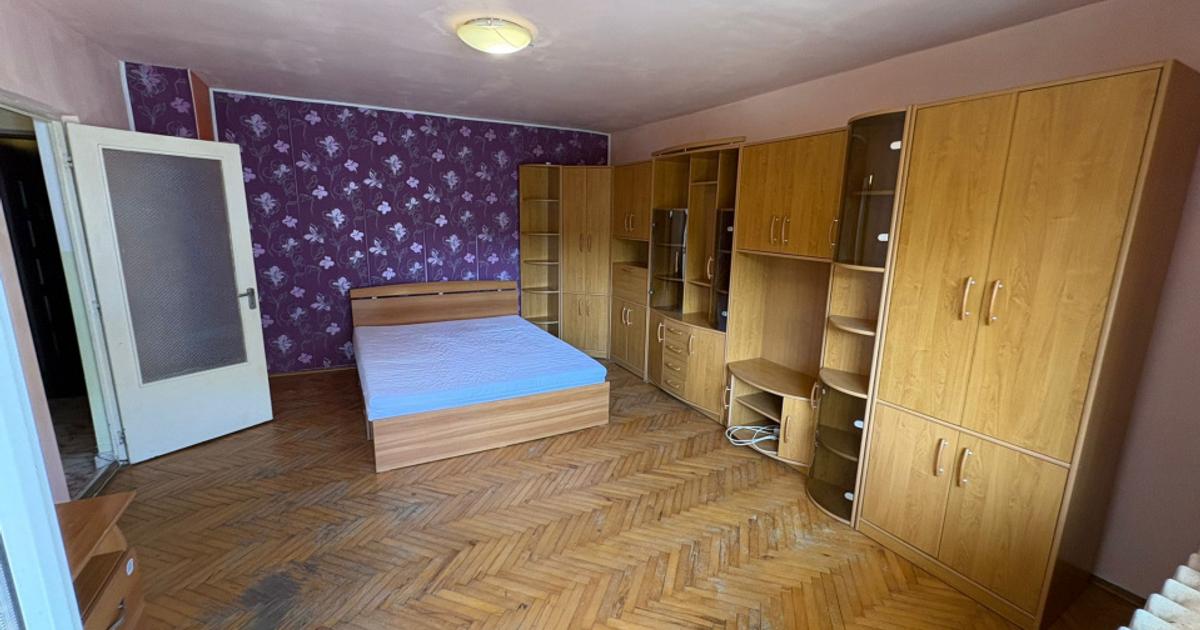 Apartament semidecomandat cu 2 camere în zona Central, Bistrița