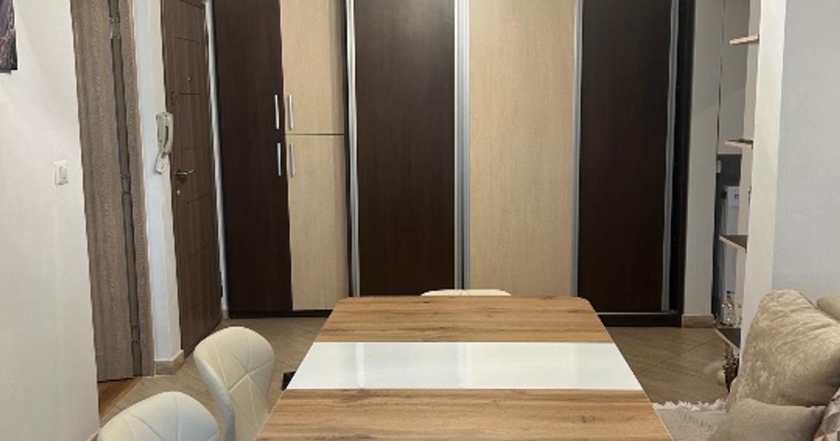 Apartament decomandat cu 2 camere în zona Central, Botoșani