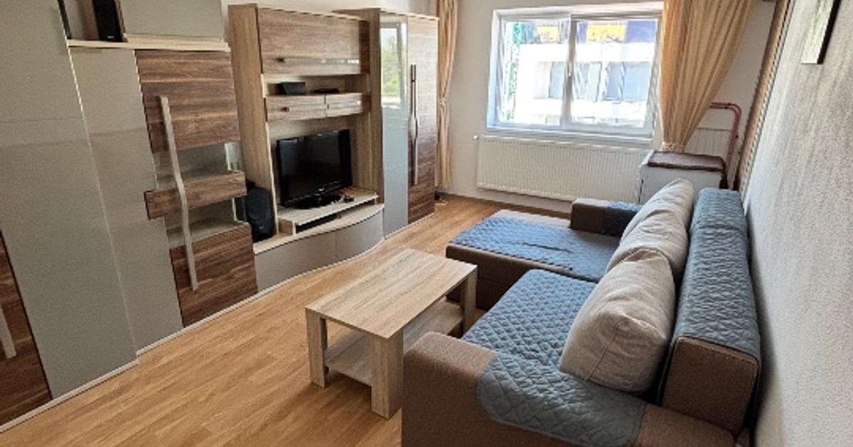 Apartament decomandat cu 2 camere în zona Central, Brașov