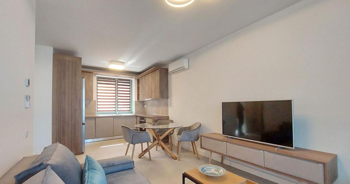 Apartament decomandat cu 2 camere în zona Centrul Istoric, Brașov