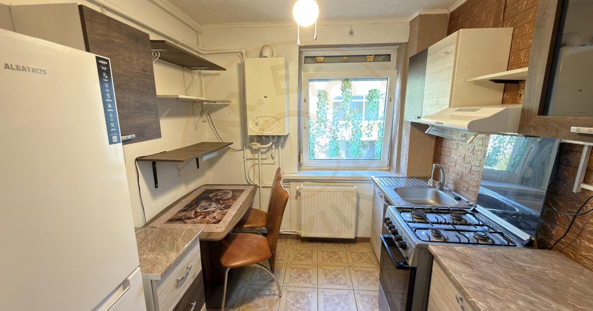 Chirie 2 camere Etaj III Carei - Str. Platanilor Nr.10 - Comision 0% chiriaș