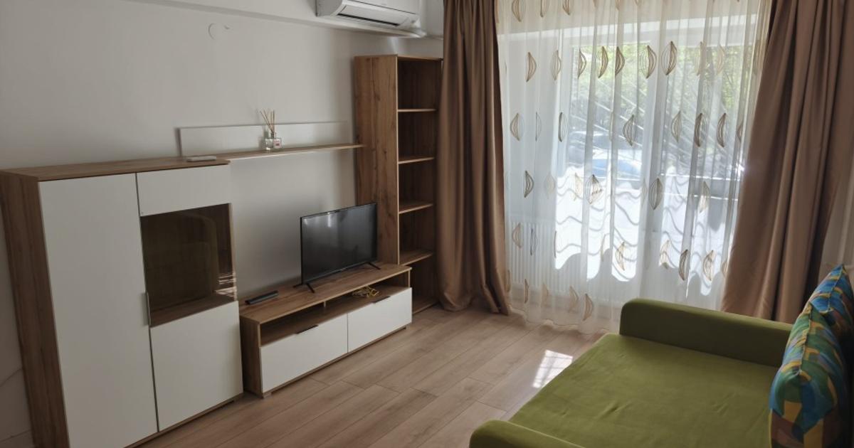 Proprietar inchiriere 2 camere decomndate central langa Ramada