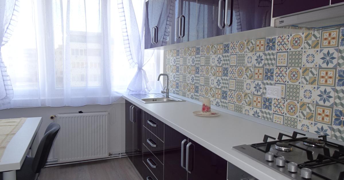 Inchiriez apartament 2 camere in Deva, ultracentral, Bld. 1 Decembrie, et 2