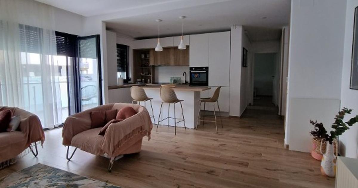 Apartament 62 mp cu 2 camere în Dumbrăvița