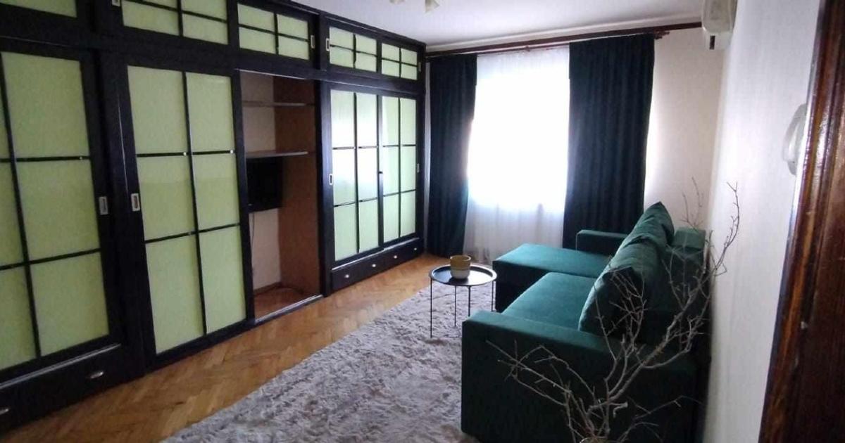 Apartament decomandat cu 2 camere în zona Piața Centrală, Galați