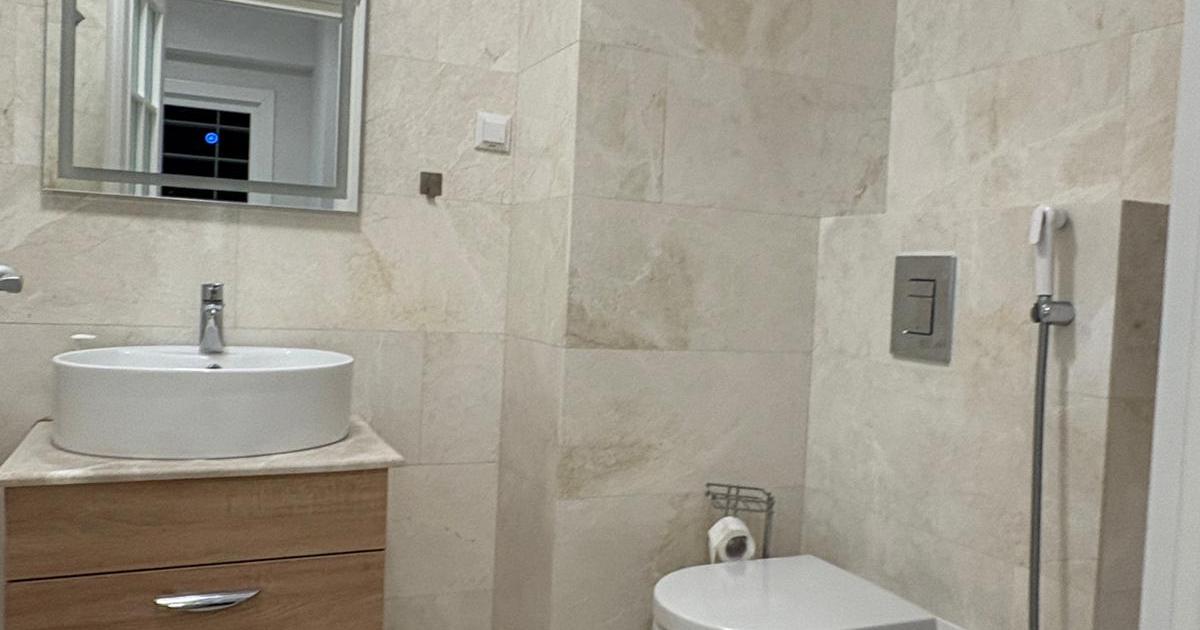 Apartament de inchiriat cu 2 camere decomandat- Royal Town Iasi