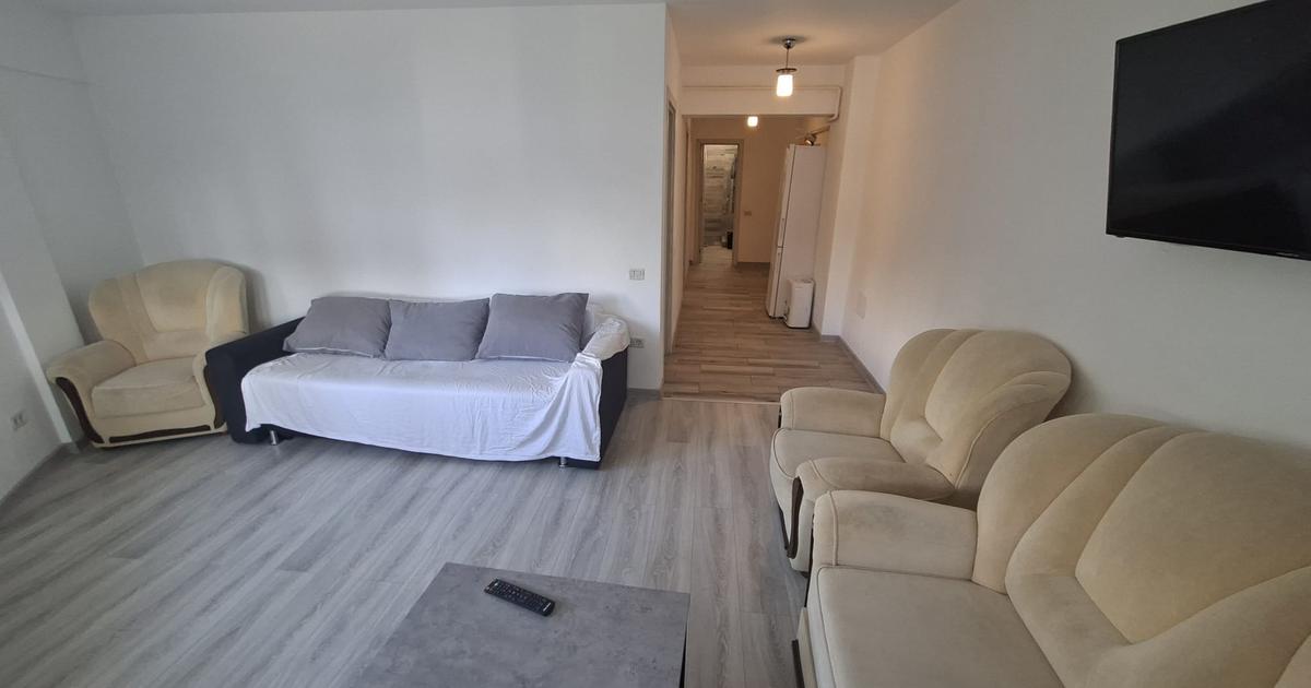 Apartament cu 2 camere, decomandat, CU LOC DE PARCARE, zona Pacurari