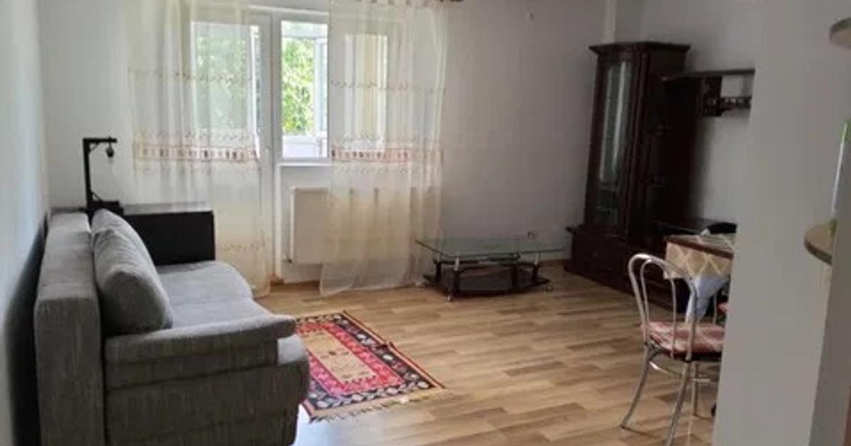 Apartament cu 3 camere, DECOMANDAT, etajul 1/10, zona Pacurari