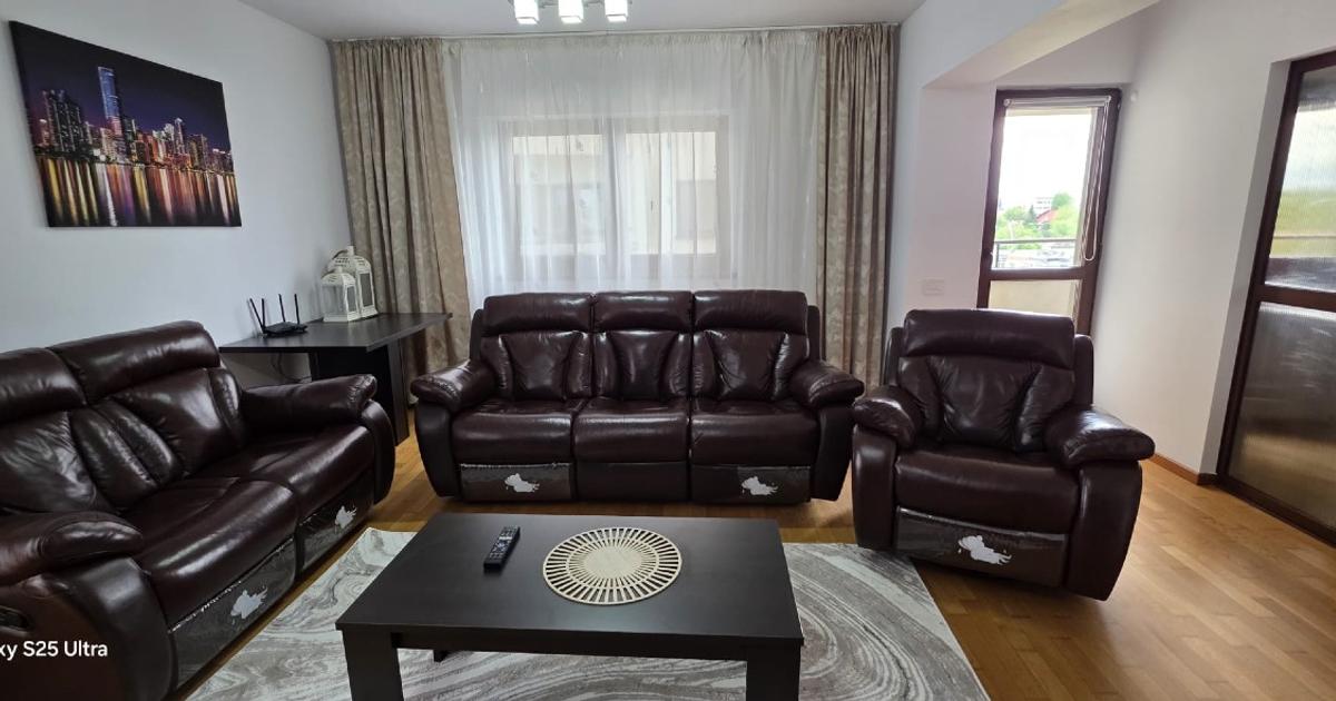 Apartament decomandat cu 2 camere în zona Podul de Fier, Iași