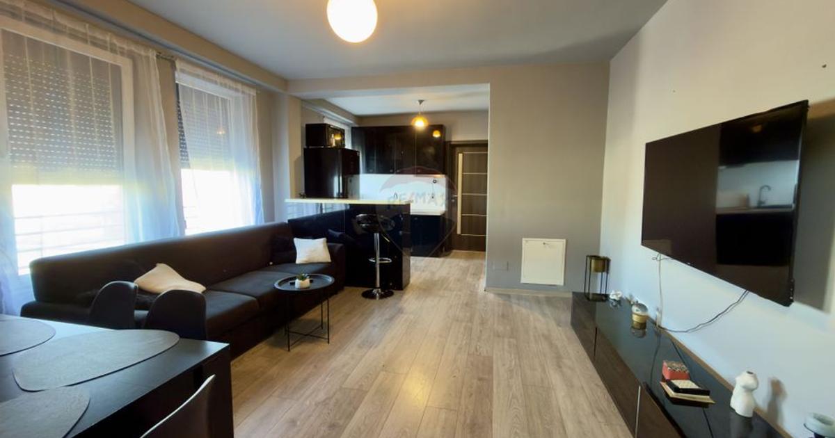 Apartament decomandat cu 2 camere în zona Decebal, Oradea