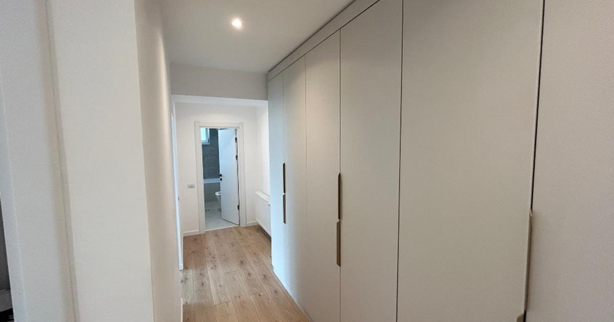 Apartament decomandat cu 3 camere în Otopeni