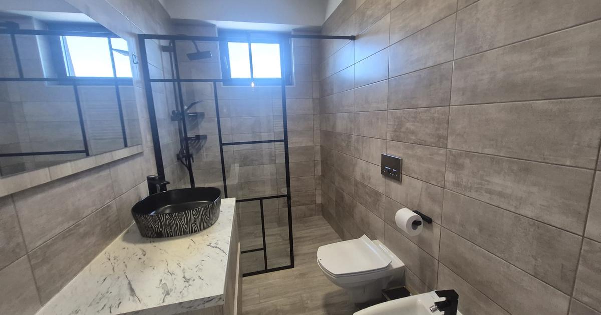 Apartament decomandat cu 2 camere în zona Est, Piatra-Neamț preț 1.850 RON / lună