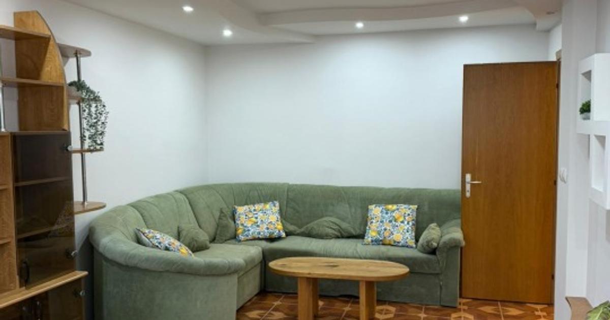 Apartament 2 camere de închiriat – zonă centrală  modern, luminos