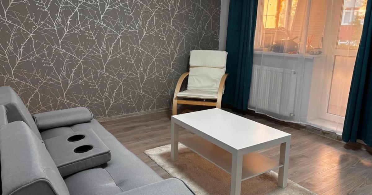 Apartament decomandat cu 2 camere în zona Apărătorii Patriei, Sector 4