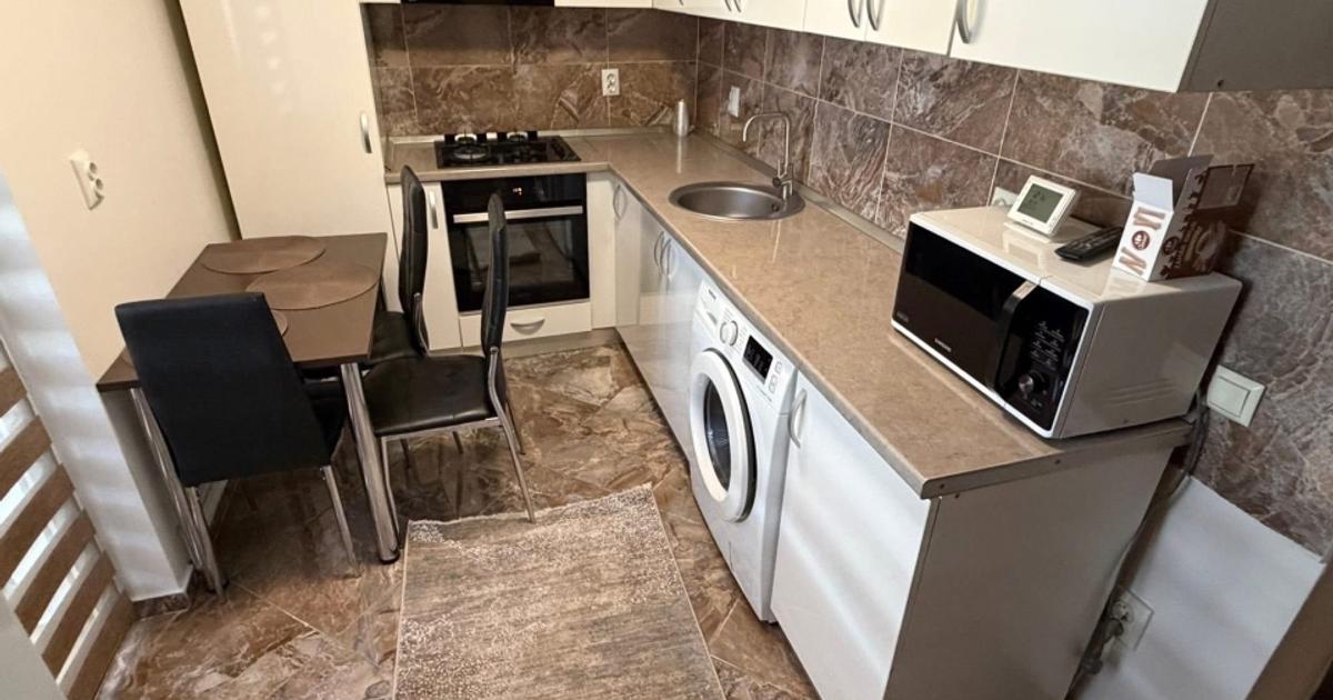 Închiriez apartament de LUX în bloc NOU ULTRACENTRAL