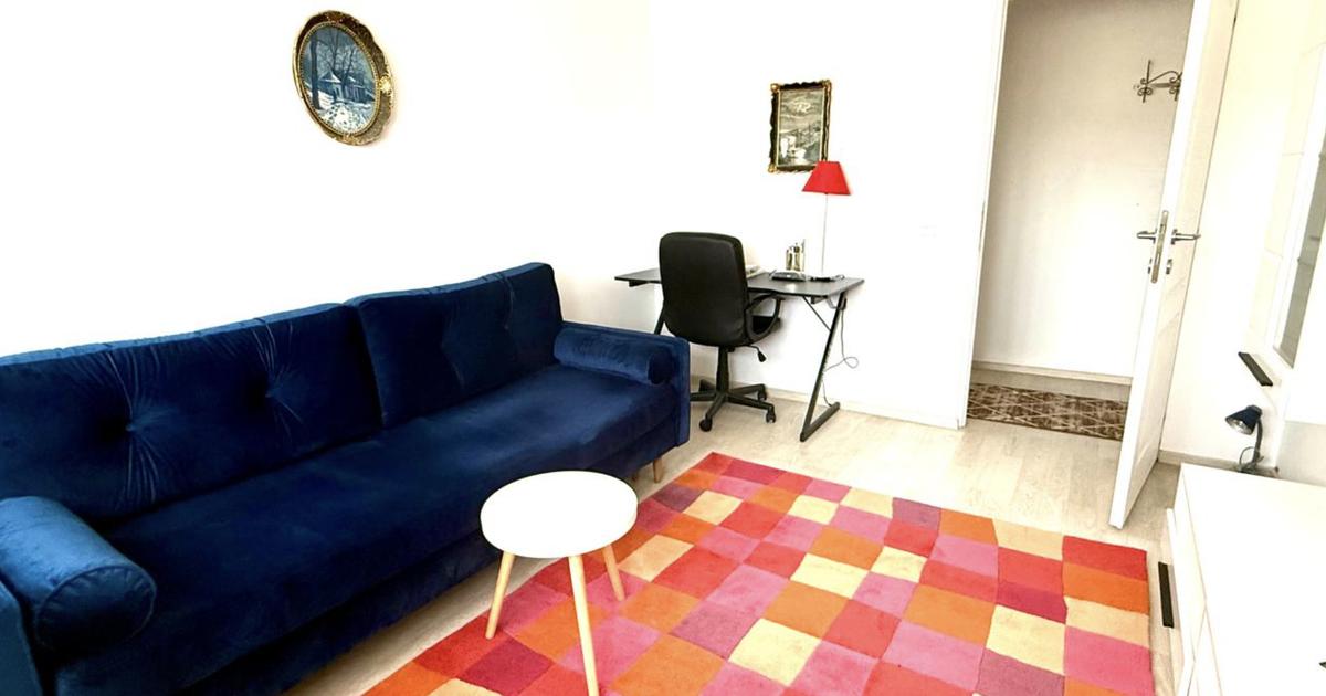 Apartament 2 camere, cochet și luminos, în zona excelenta în Dambu