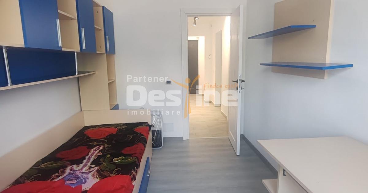 Apartament decomandat cu 2 camere în zona Central, Vaslui