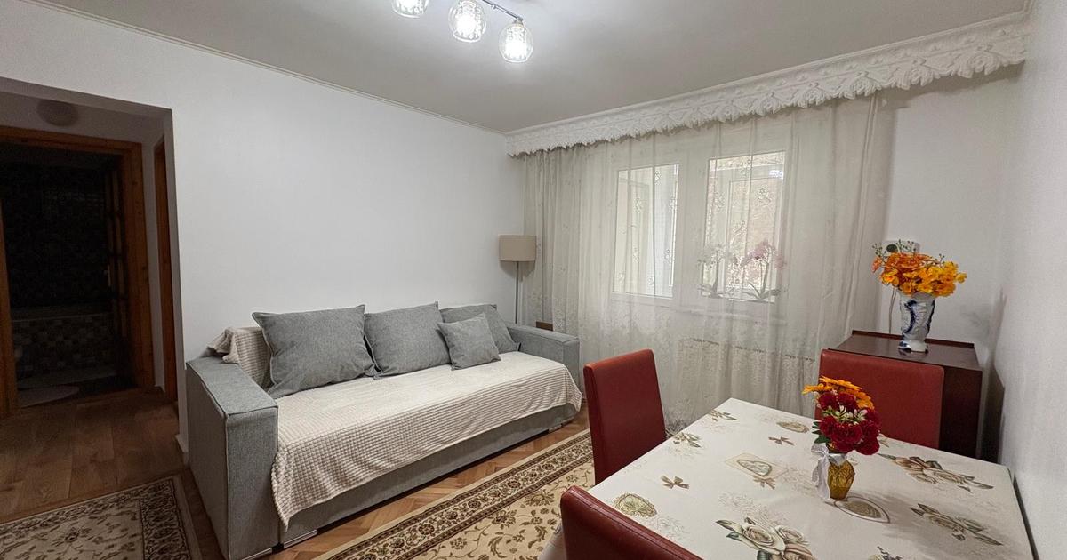 Chirie apartament 2 camere zona magazinului Casnica mobilat utilat