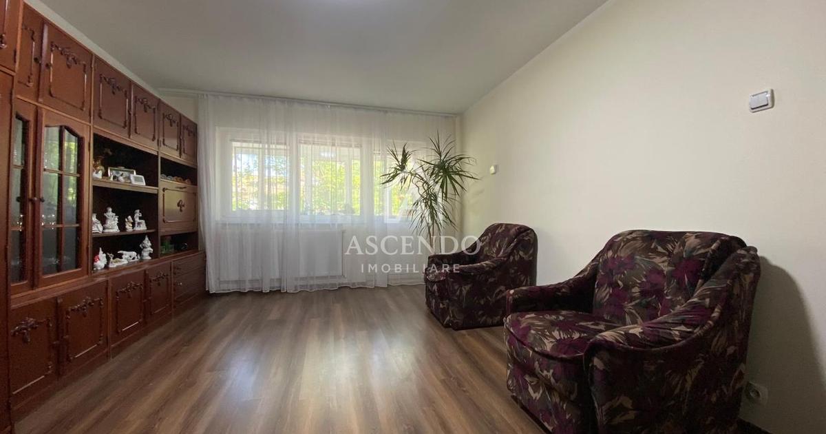 Apartament 4 camere | Etaj 1 | Bulevard principal | Alexandria
