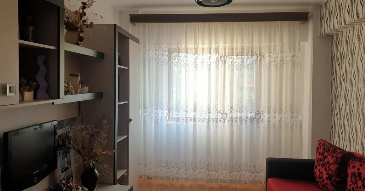 Apartament decomandat cu 3 camere în Bala
