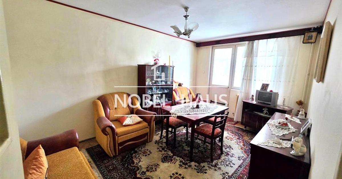 Apartament 3 camere, etajul 2, decomandat, zona Gradina, Barlad